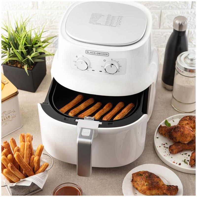 Freidora De Aire Black+Decker Hf4004W P8898 | 4,5 Litros Color Blanco-1775590532572